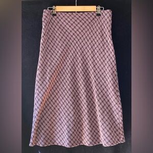 A-line purple pattern skirt